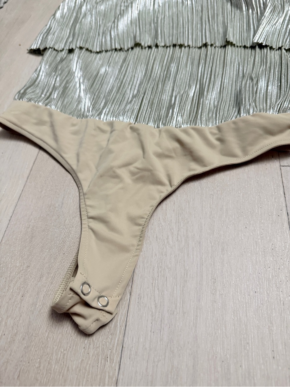 Express x Rachel Zoe: One-Shoulder Metallic Gold Bodysuit - Picture 2 of 4